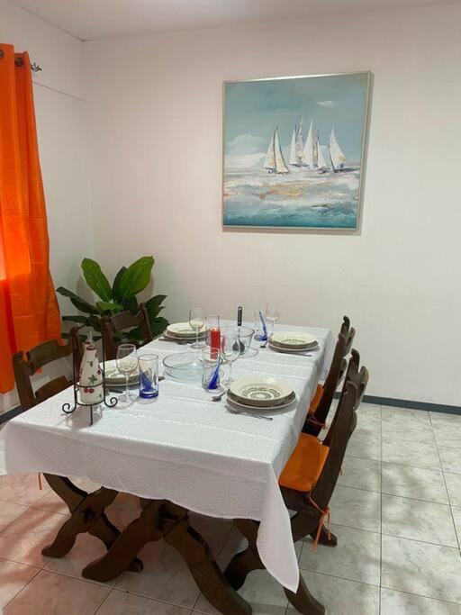 Lovely Apartment In Mindelo City Center المظهر الخارجي الصورة